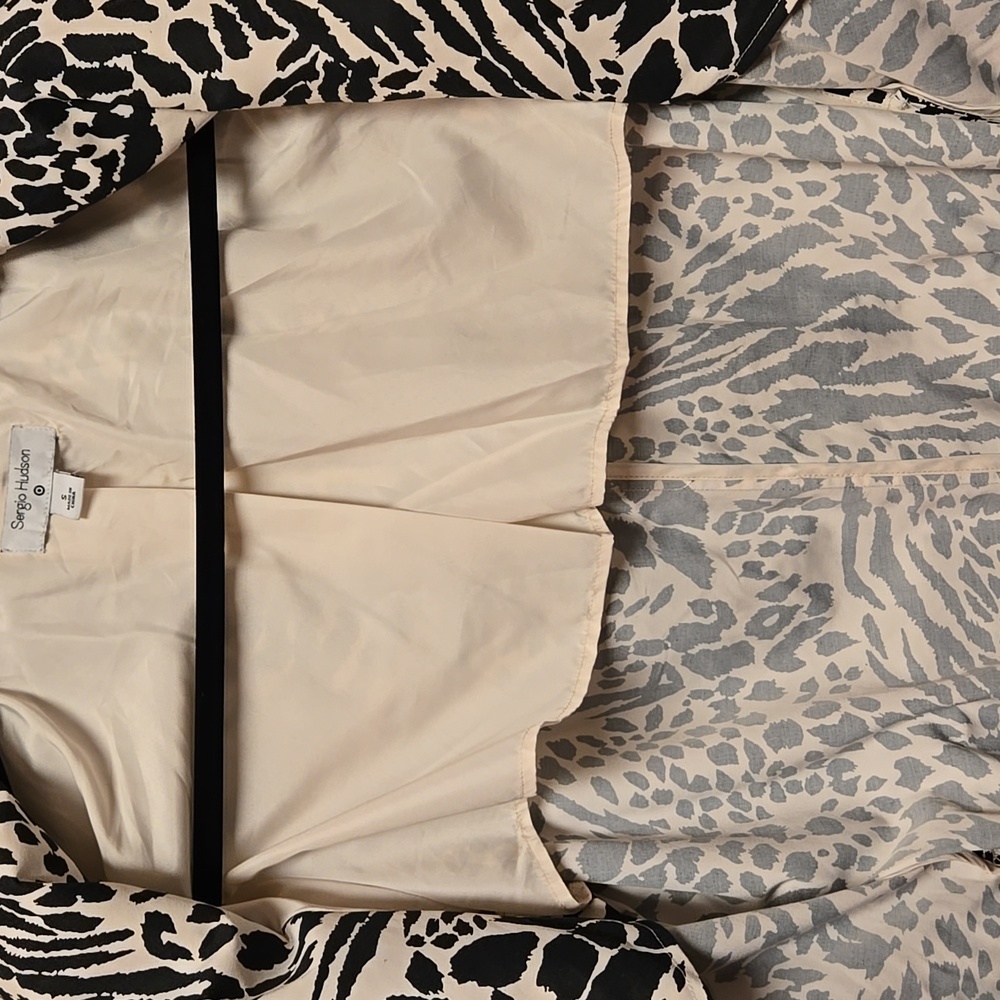 EUC, Sergio Hudson x Target Animal Print Strong Shoulder Trench Coat, Size Small - Picture 8 of 8